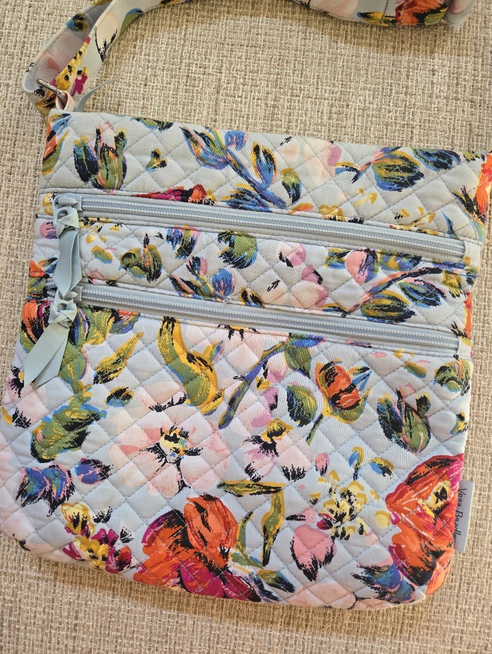 Vera Bradley Triple Zip Hipster Sea Air Floral Purse - Picture 4 of 13